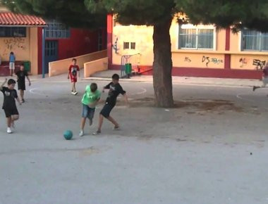 Στα δικαστήρια 12χρονος στον Βόλο γιατί έκλεψε μια ... μπάλα!